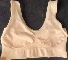 画像3: 育乳ナイトブラ工場　シリーズ累計1000万個突破　バストケア 夜用 補正 補正下着 ノンワイヤー (3)